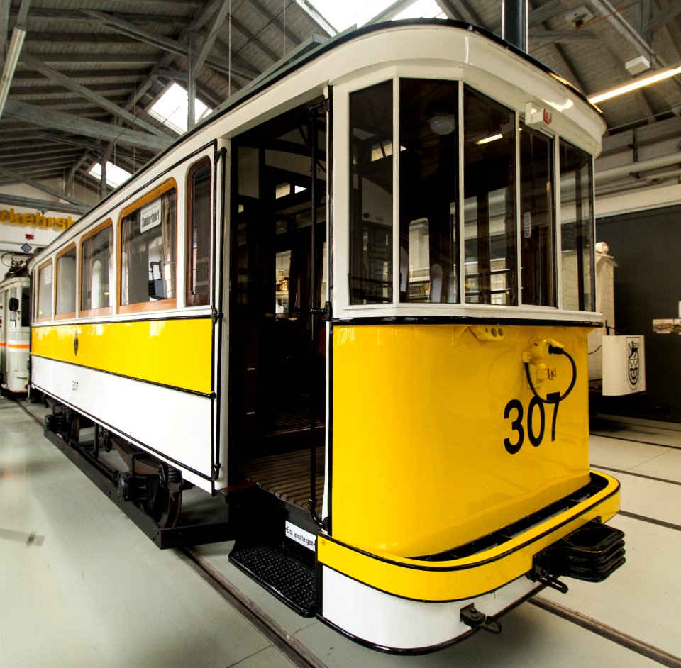 Großer Normalbeiwagen 307 - Straßenbahnmuseum Dresden