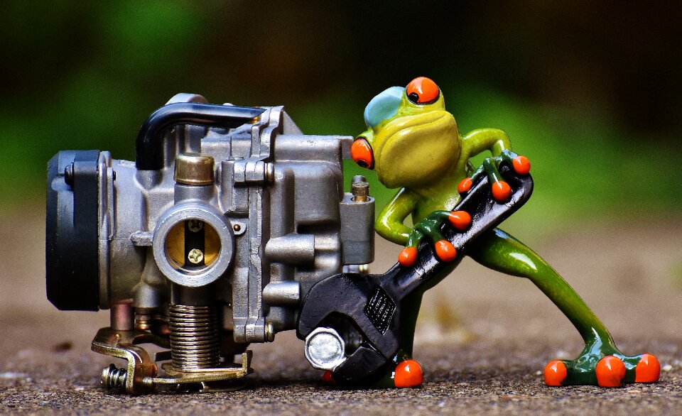 Carburetor figure wrench