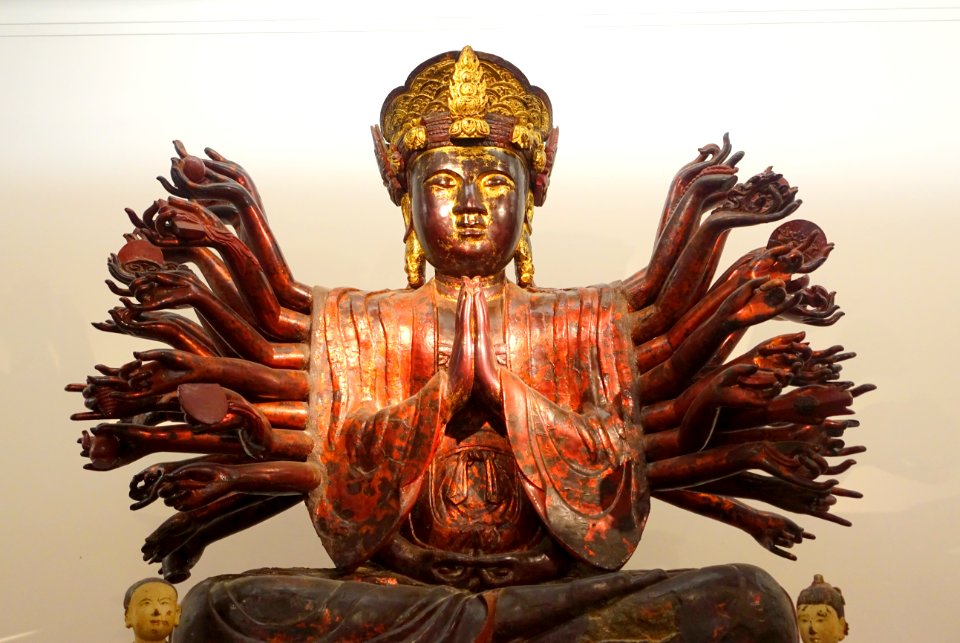 Guan Yin of Hoi Ha pagoda, Vinh Phuc province, 16th century AD, lacquered wood - Vietnam National Museum of Fine Arts - Hanoi, Vietnam - DSC04870