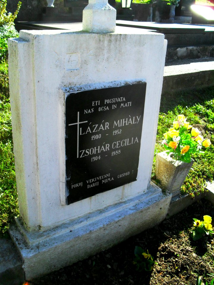 Grob Lazar Mihaela pa Zohar Cecilije, Gorenji Senik