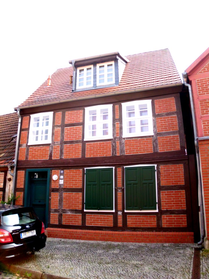 Große Wallstraße 13