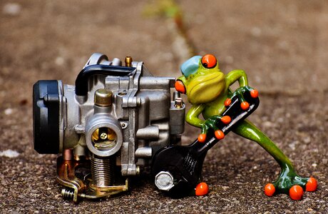Carburetor figure wrench