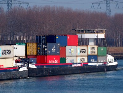 Grindelwald ENI 07001731 op het Hartelkanaal, pic2