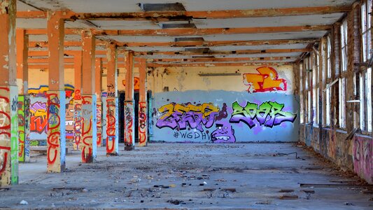 Graffiti old abandoned