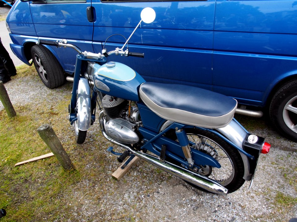 Greeves Sports, pic-003