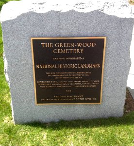 Green-Wood-Cemetery landmark-plaque