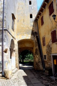 Grožnjan–The Town Gate-01