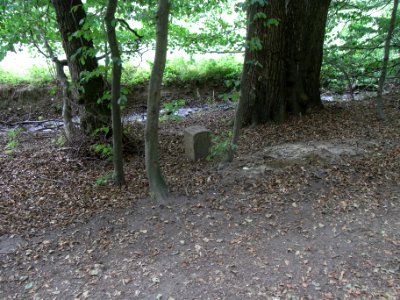 Grenzstein "GH" R0019962