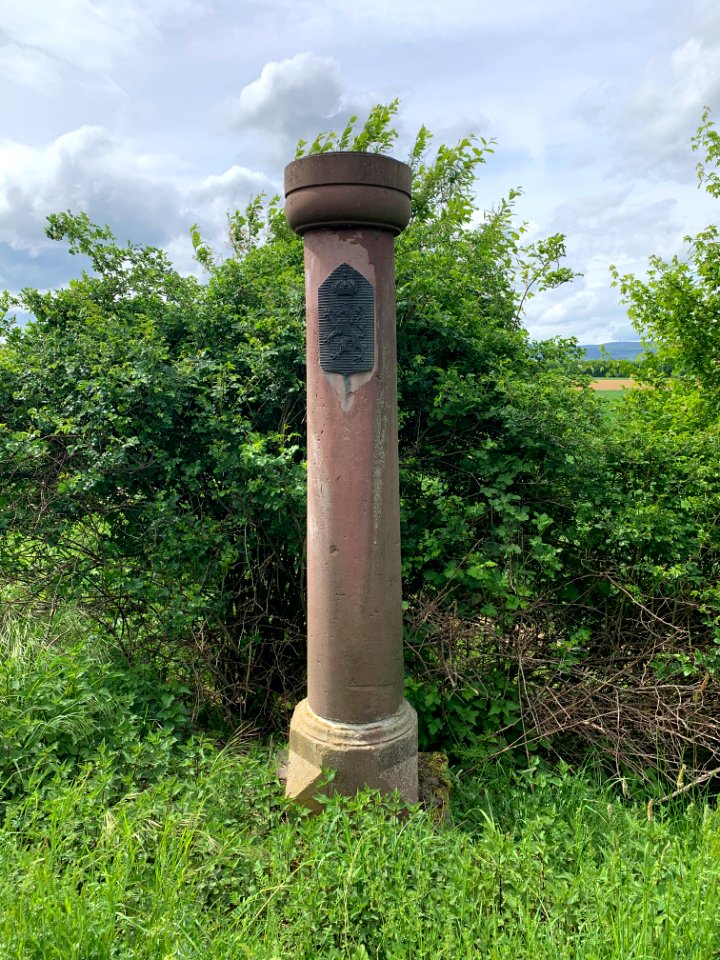Grenzsäule Hessen-Homburg an der A 661