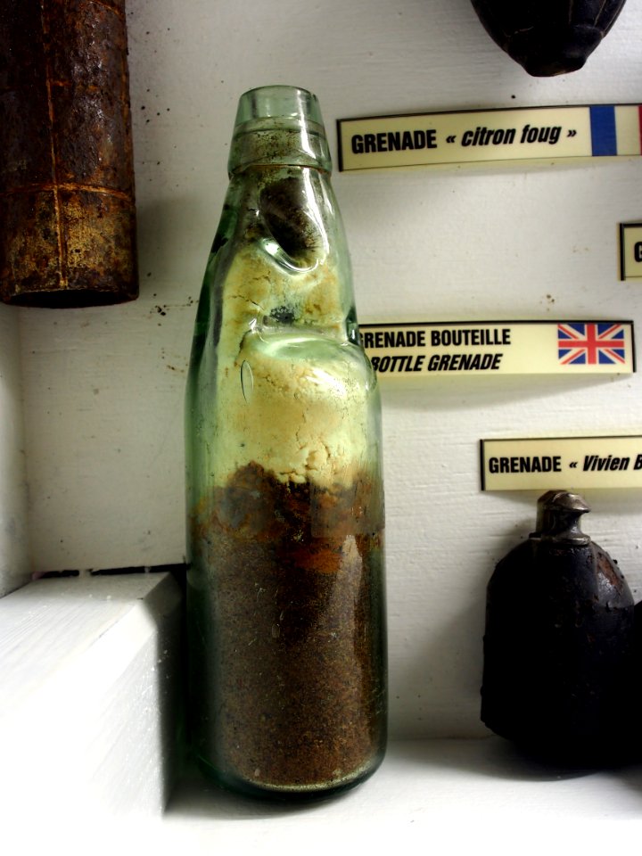 Grenade model 1914, Musée Somme 1916, pic-046