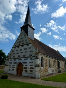 Grosly-sur-Risle (Eure, Fr) église Saint-Léger (02)
