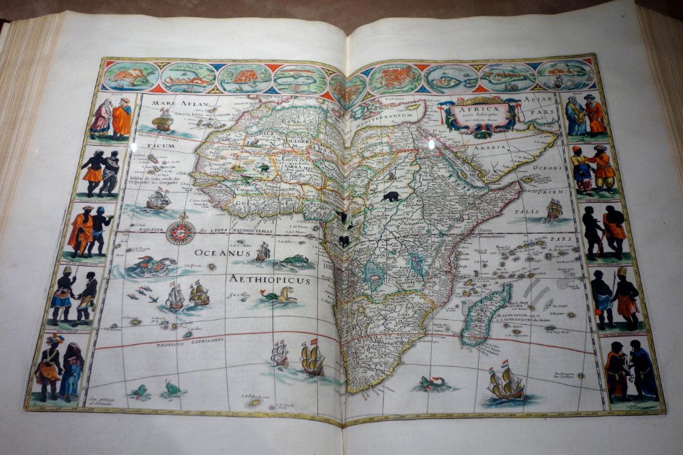 Grooten atlas, oft werelt-beschryving, in welck 't aerdryck, de zee, en hemel, wort vertoont en beschreven, by Joan Blaeu (1596-1673), Amsterdam, 1665 - Maps of Africa - Robert C. Williams Paper Museum - DSC00638