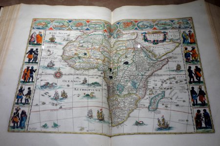 Grooten atlas, oft werelt-beschryving, in welck 't aerdryck, de zee, en hemel, wort vertoont en beschreven, by Joan Blaeu (1596-1673), Amsterdam, 1665 - Maps of Africa - Robert C. Williams Paper Museum - DSC00638