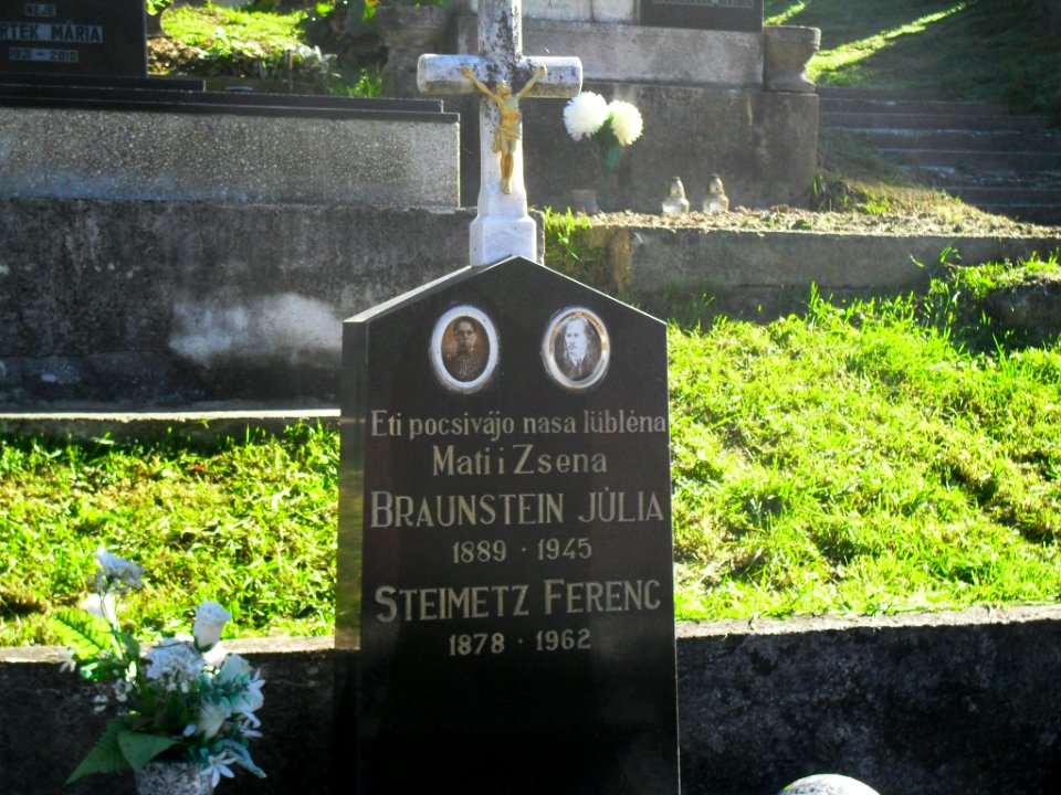 Grob Braunstein Julije pa Steimetz Ferenca, Gorenji Senik