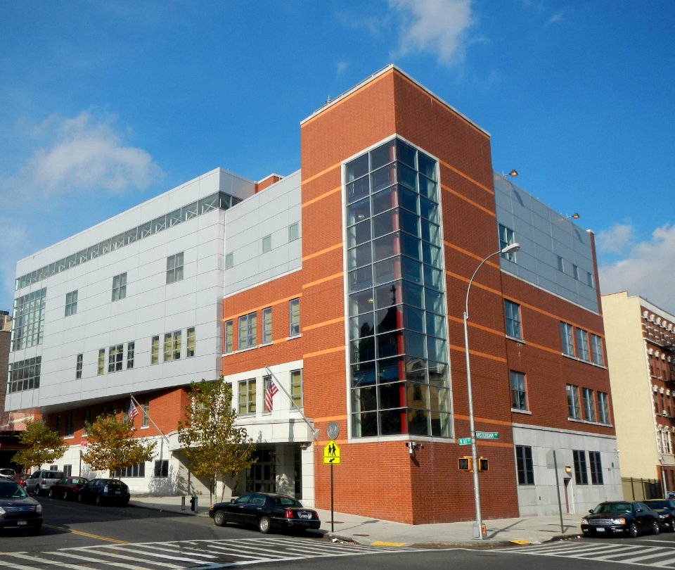 Gregorio Luperón HS for Math & Sci Amsterdam Av 165 St jeh