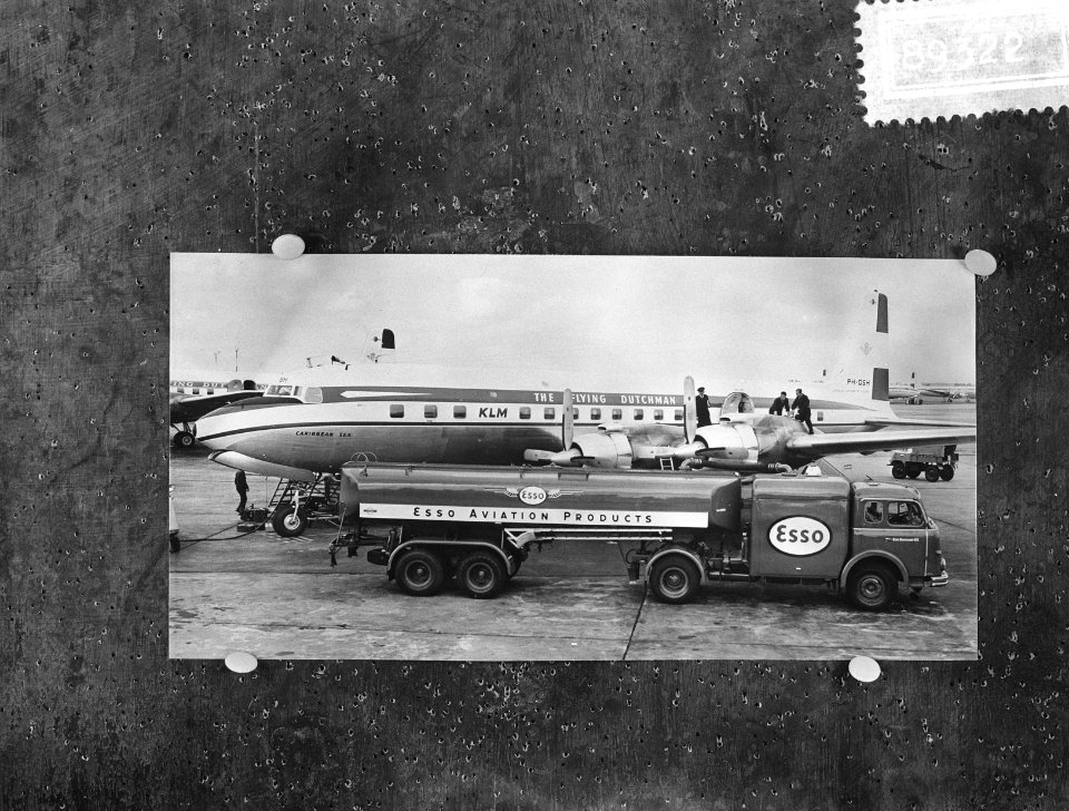 Grootste tankwagen (Esso) in dienst op Schiphol, Bestanddeelnr 908-9322