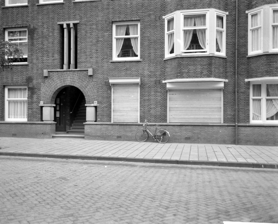 Grootste schilderijendiefstal in Nederland. Pand in de Sloestraat, Bestanddeelnr 911-5268