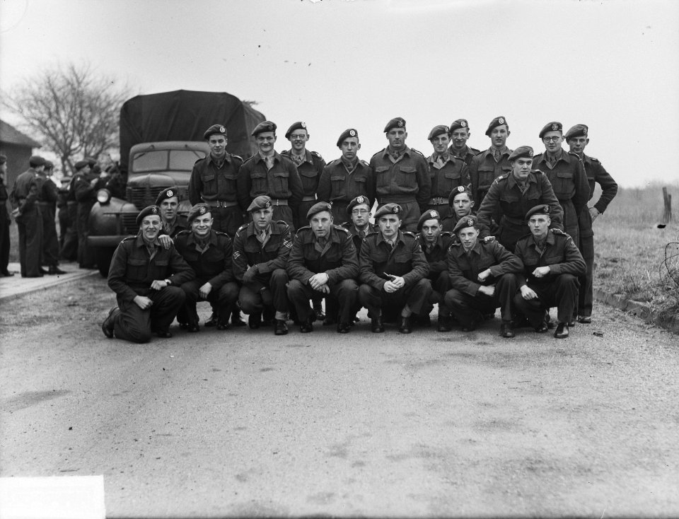 Groepen kamp Zeeburg soldaten, Bestanddeelnr 904-4134