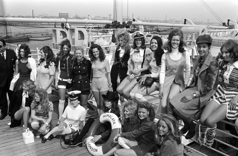 Groepsfoto van de deelneemsters, Bestanddeelnr 924-5275