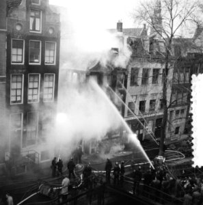 Grote brand OZ Achterburgwal Stoofsteeg, Bestanddeelnr 908-2448