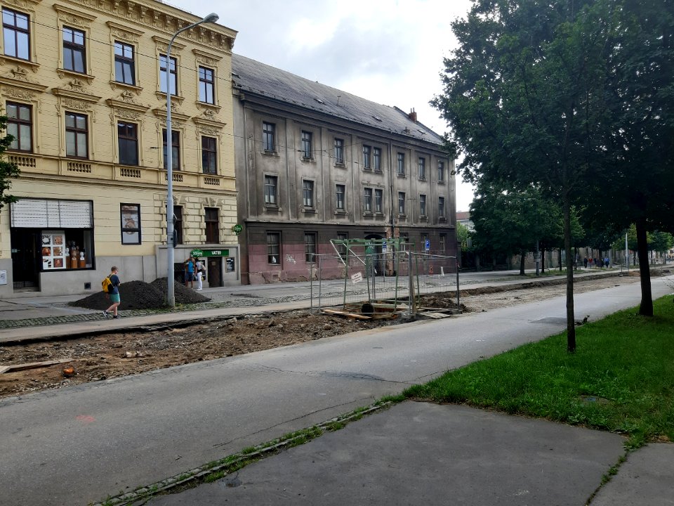 Grohova - tramvajové kolejiště 20200719 115211