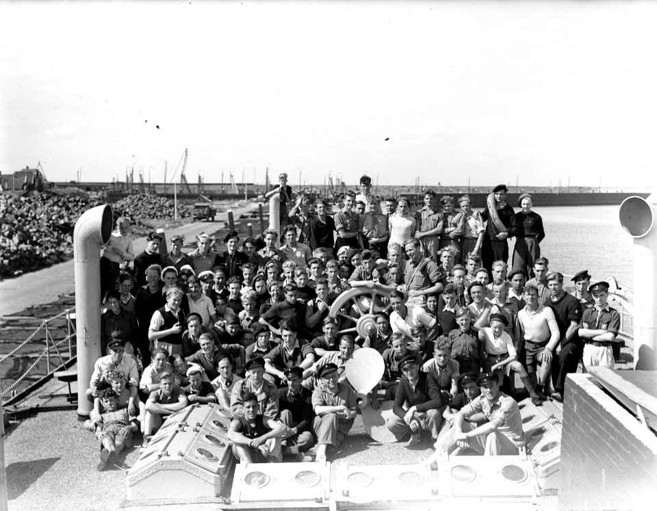 GROEPSFOTO, zeilers, Bestanddeelnr 902-9210