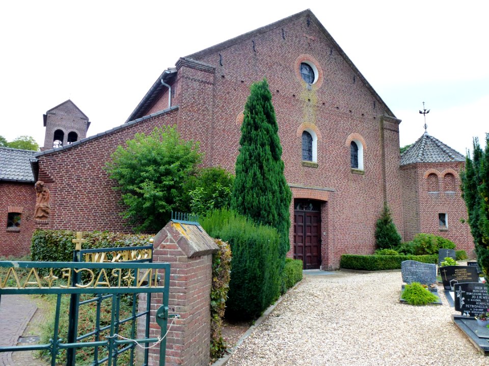Groesbeek (NL) Bredeweg, Antonius van Paduakerk (01)