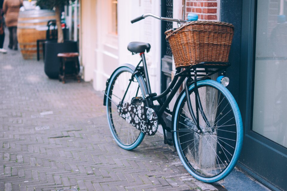 Basket bell cycle