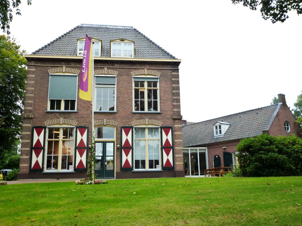 Groesbeek (NL) Molenweg 15, villa (02)
