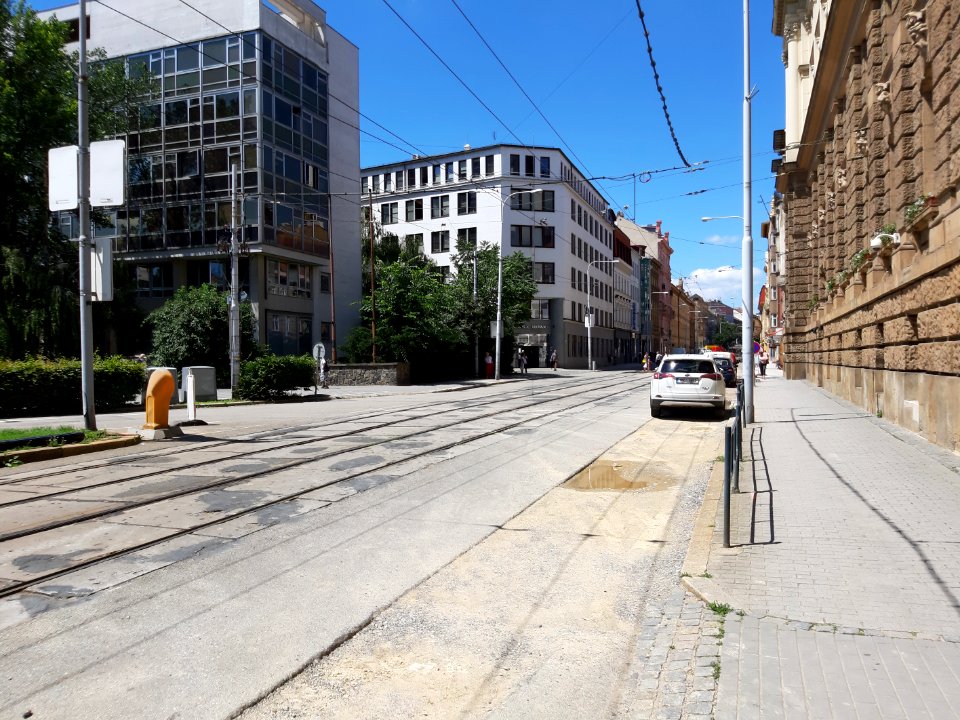 Grohova tramvajové kolejiště 20200701 130935