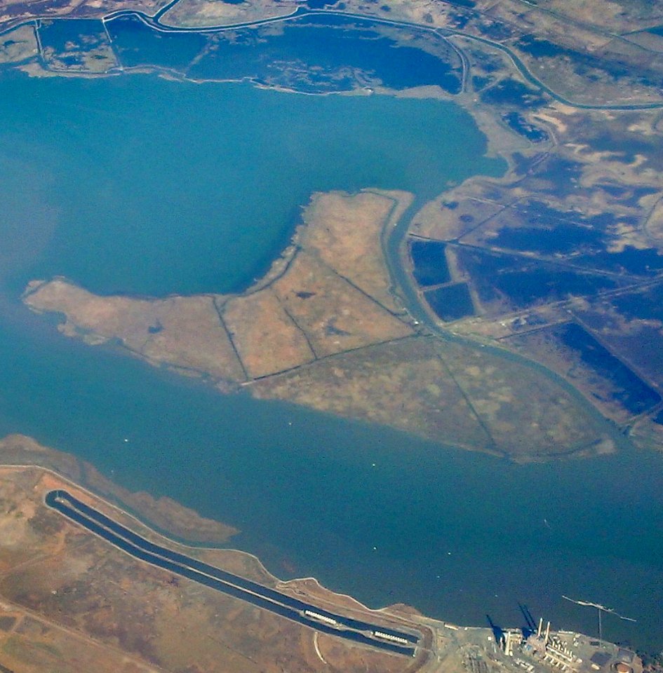 Grizzly-Bay-and-Pittsburg-CA (cropped to Chipps)