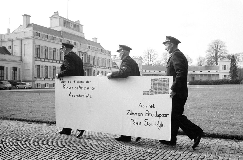 Grootste briefkaart bezorgd bij Paleis Soestdijk, Bestanddeelnr 913-8140