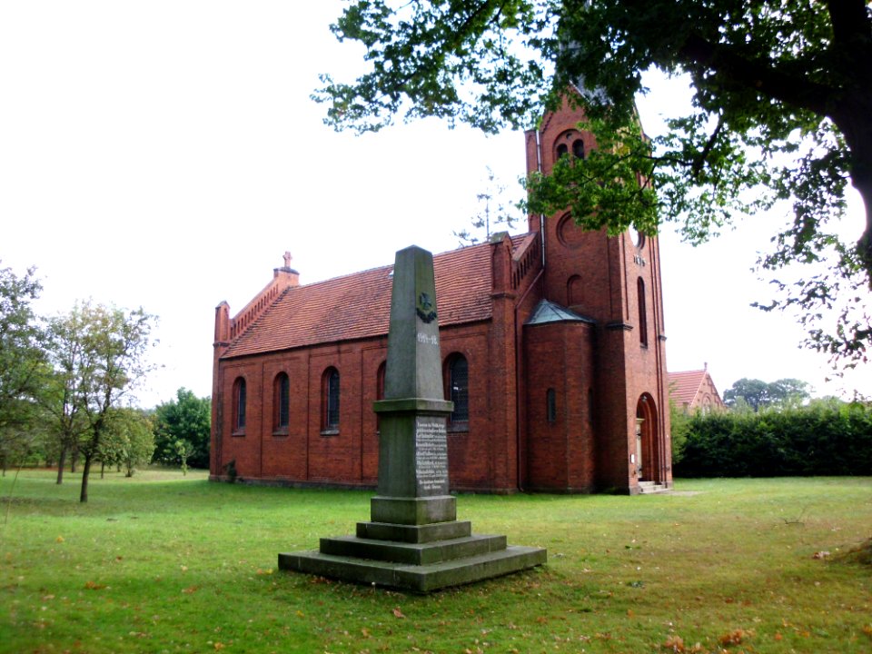 Groß Breese Dorfkirche 4
