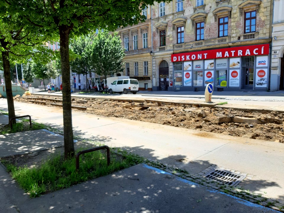 Grohova tramvajové kolejiště 20200701 125804