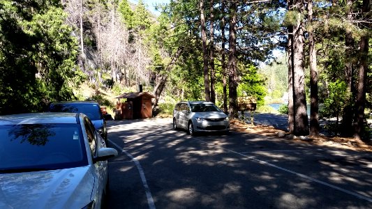 Grizzly falls Parking lot