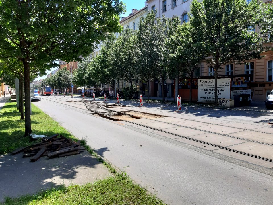 Grohova tramvajové kolejiště 20200701 125326