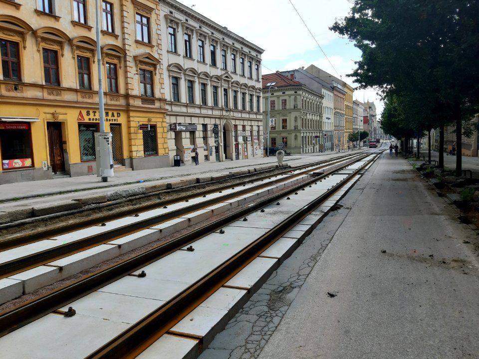 Grohova - tramvajové kolejiště 20200719 115716