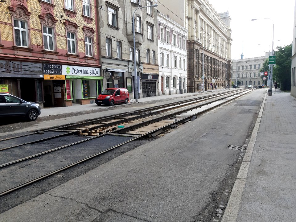 Grohova - tramvajové kolejiště 20200719 120208