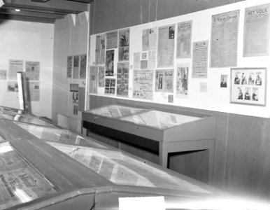 Het dagblad door de Eeuwen tentoonstelling Waaggebouw, Bestanddeelnr 904-3183