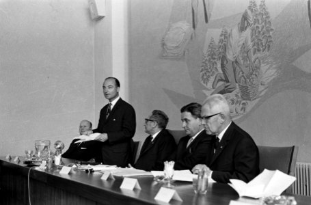 Het bedrijfschap Margarine-Industrie geinstalleerd in Den Haag , tijdens de inst, Bestanddeelnr 915-0799