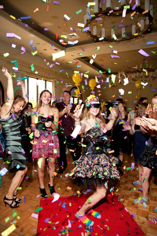 Party staar entertainment brown party