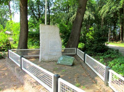 Het Apeldoornsche Bosch, monument voor gevallenen
