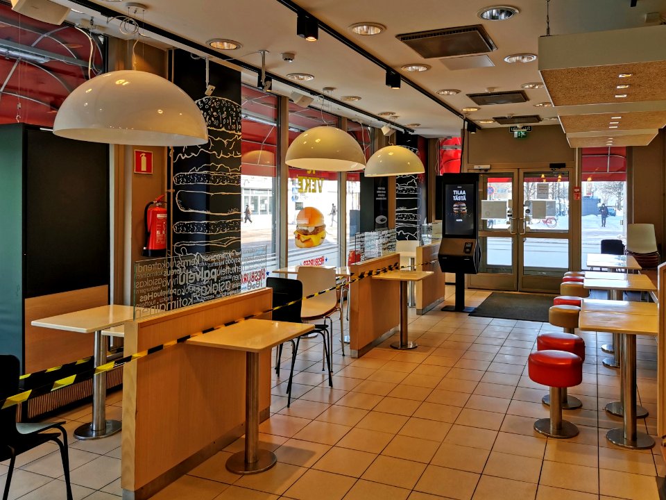 Hesburger Isokatu 32 Oulu 20210317 03