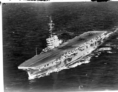 Het Britse vliegkampschip HMS 'Venerable', de latere Hr. Ms. 'Karel Doorman'. v…, Bestanddeelnr 902-2405
