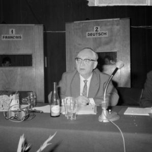 Het congres van de SAI te Amsterdam Ollenhauer, Bestanddeelnr 915-5109