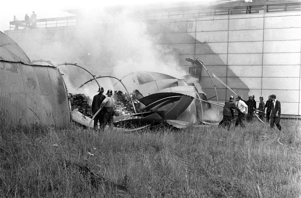 Het blussen van de brand, Bestanddeelnr 921-5525
