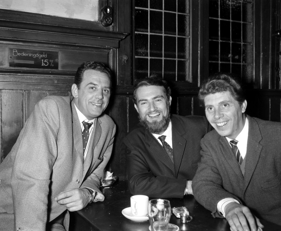 Het Cocktail Trio zal in het nieuwe seizoen optreden in Renee Sleeswijks 25ste , Bestanddeelnr 913-1797