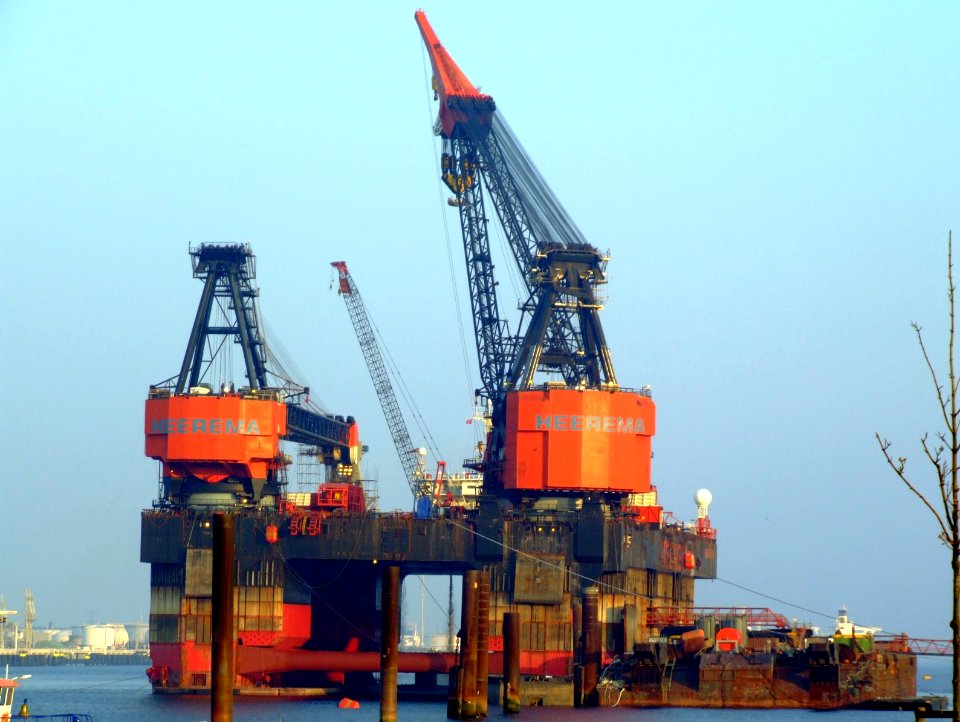 Hermod and part of Barge H114 photo3