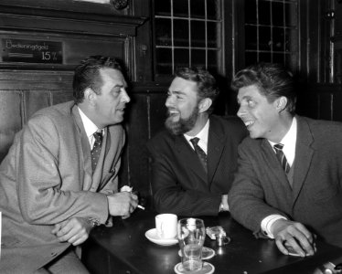 Het Cocktail Trio zal in het nieuwe seizoen optreden in Renee Sleeswijks 25ste , Bestanddeelnr 913-1798