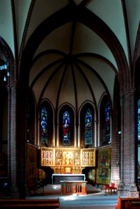 Herz-Jesu-Kirche (Berlin-Zehlendorf) geöffneter Hochaltar